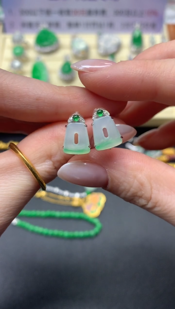 【闪购商品】翡翠耳饰18K金镶嵌耳饰|2380+238