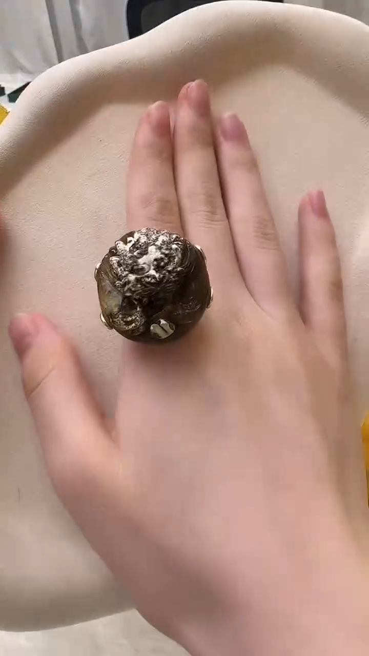 未镶嵌琥珀戒指戒指