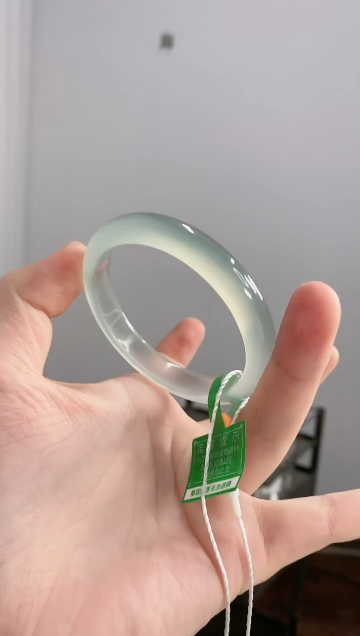 【闪购商品】玛瑙/玉髓手镯未镶嵌54圈