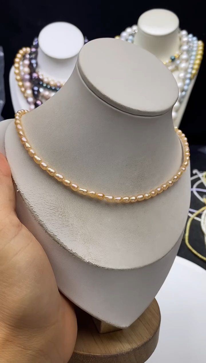 淡水珍珠未镶嵌颈饰1