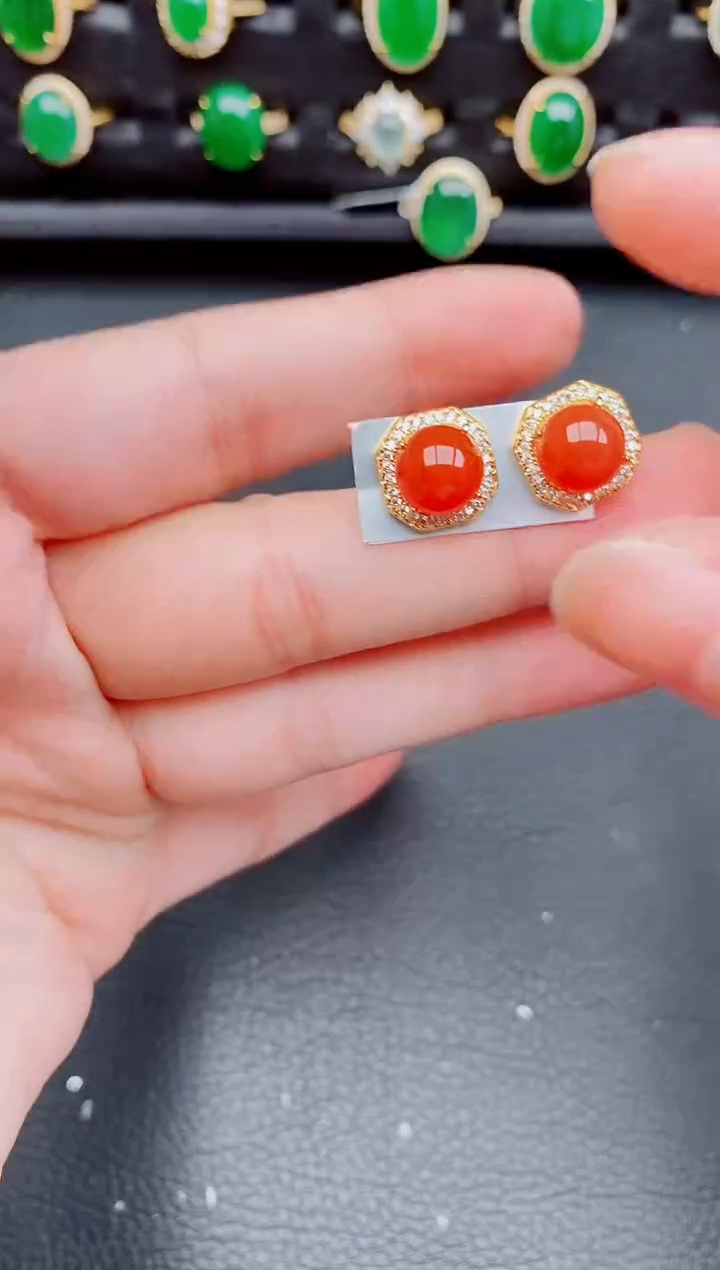 【闪购商品】玛瑙/玉髓耳钉银S925镶嵌天然a货翡翠260