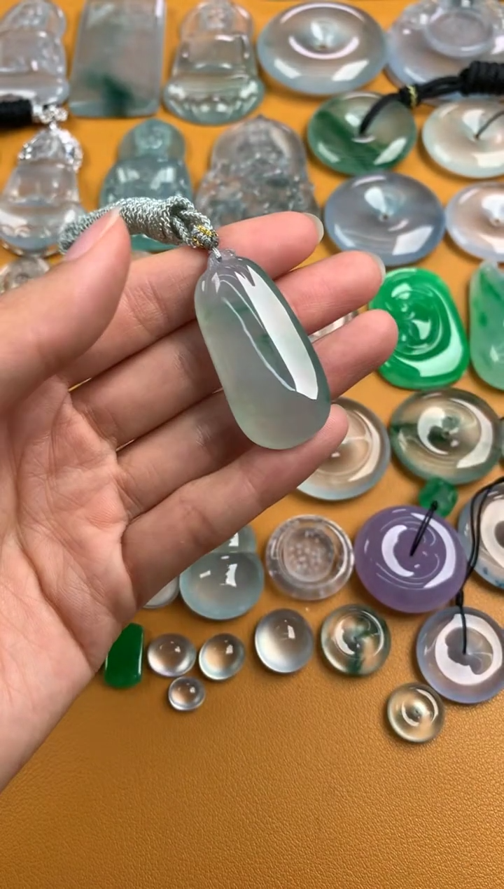 颈饰未镶嵌翡翠41.5-19.5-9.4