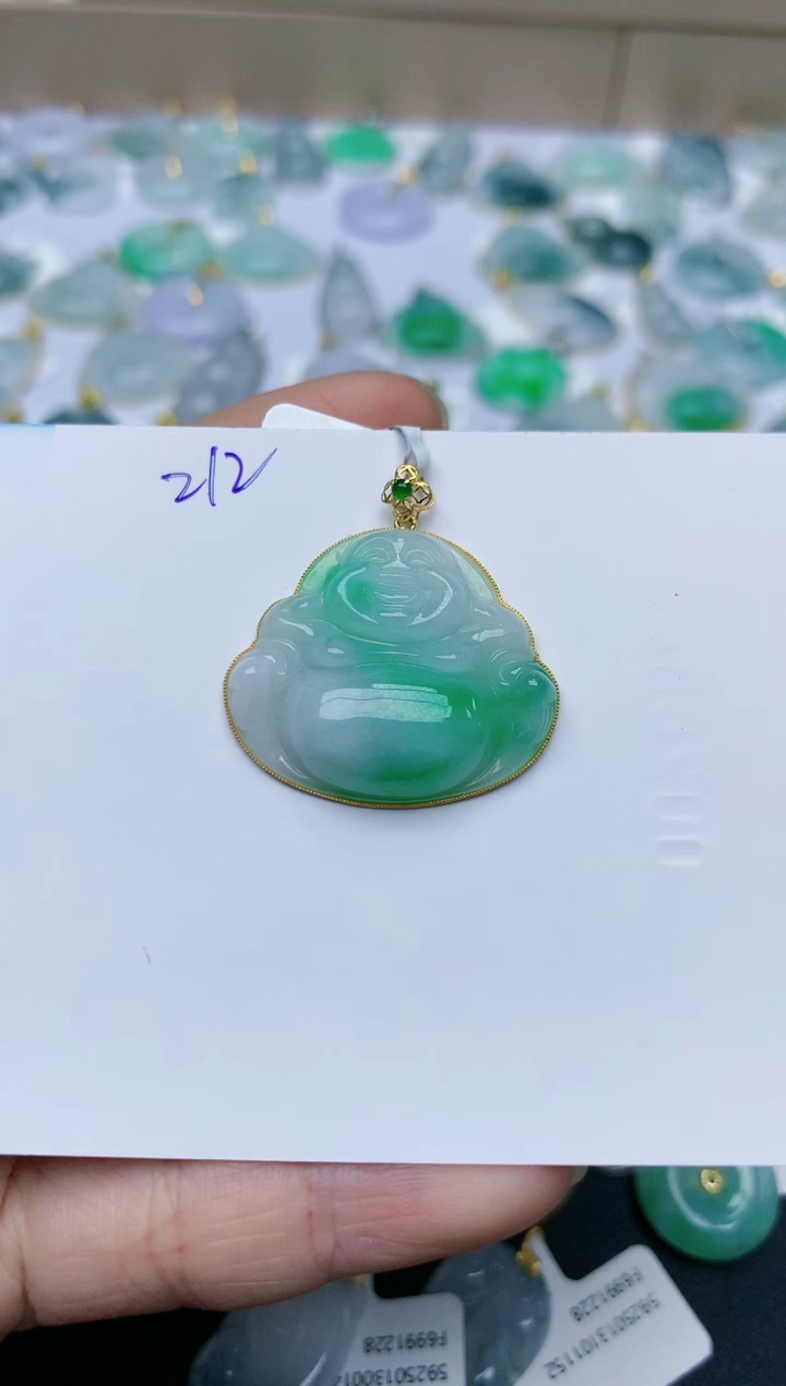 【闪购商品】翡翠颈饰18K金镶嵌天然翡翠A货    212