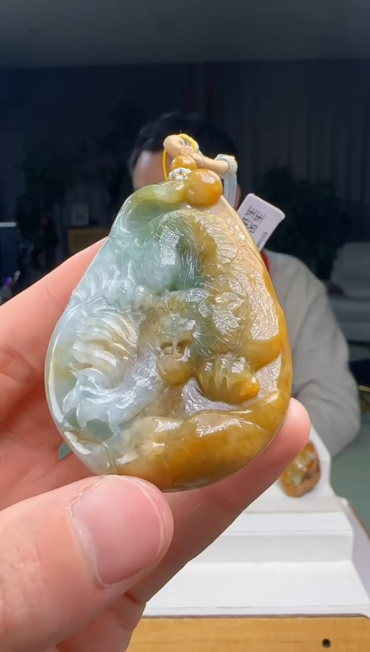 【闪购商品】翡翠吊坠(不含链)未镶嵌DY@@960Q3J12035