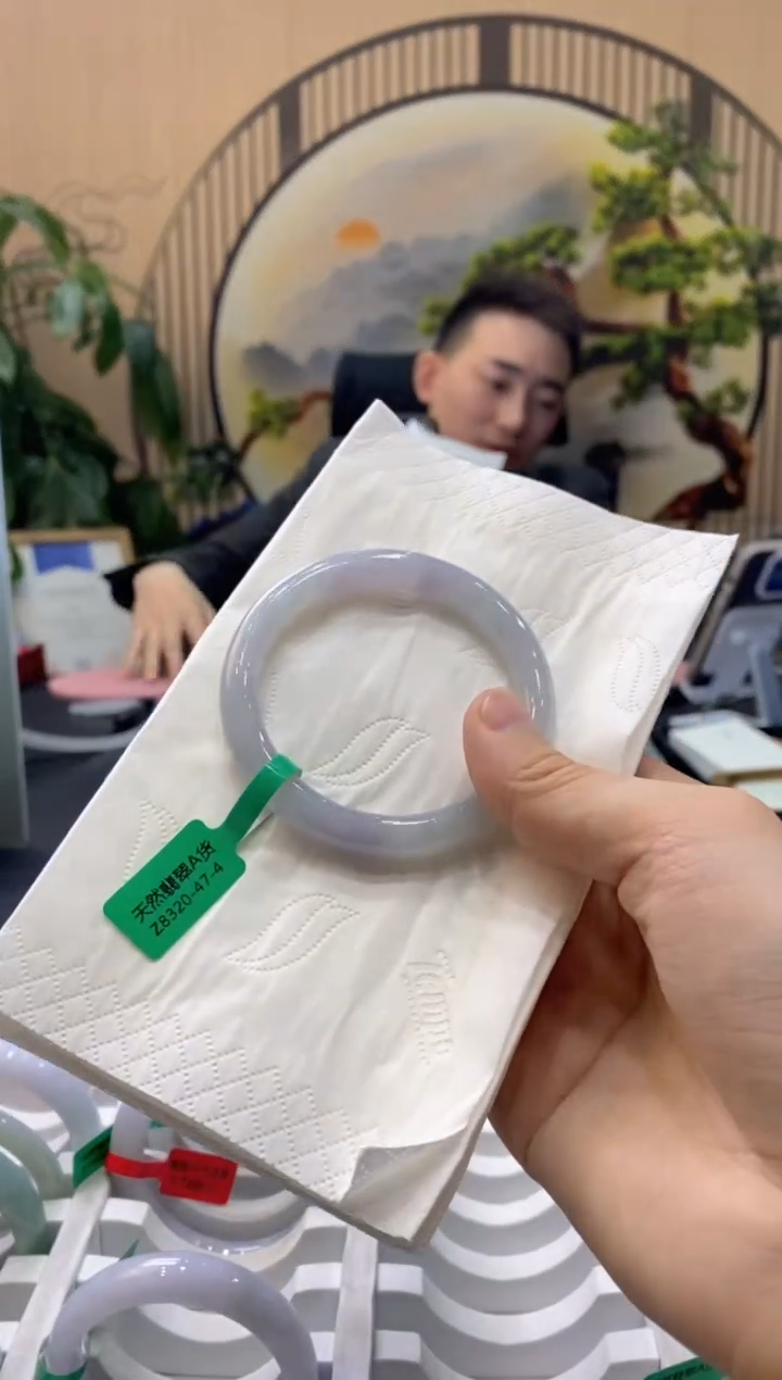 【闪购商品】翡翠手镯未镶嵌00009555