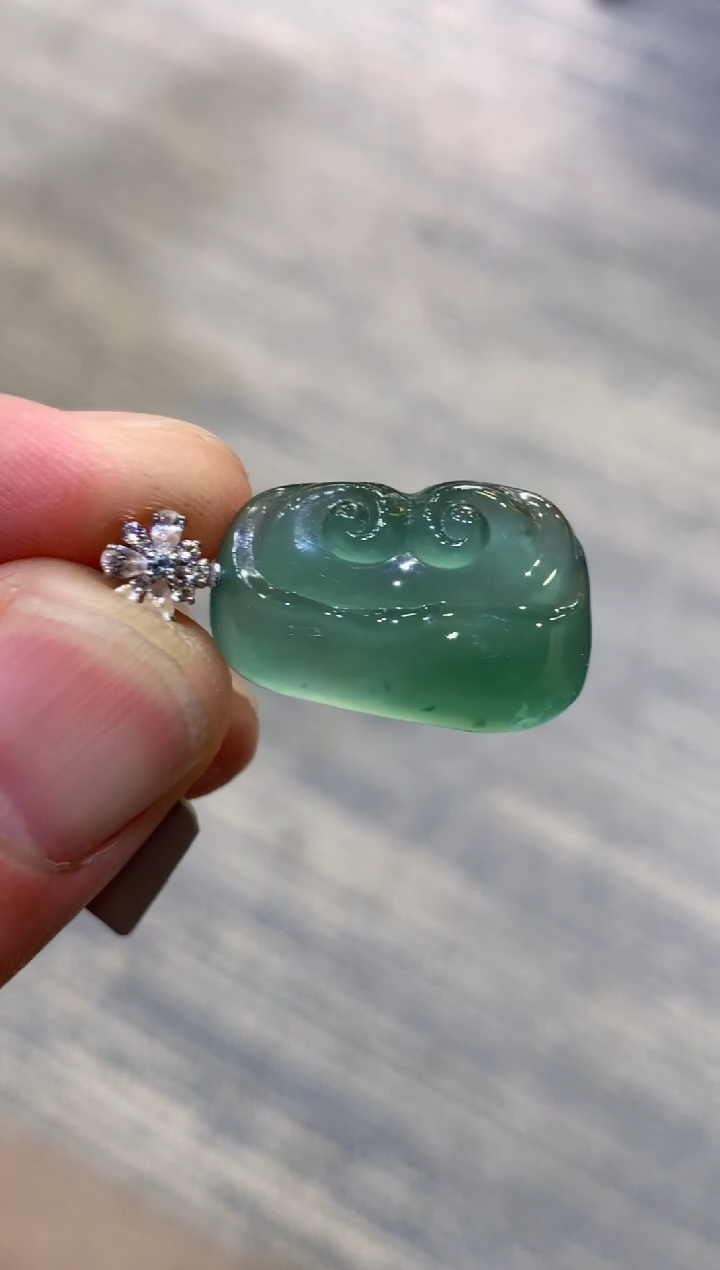 颈饰未镶嵌翡翠天然A货翡翠