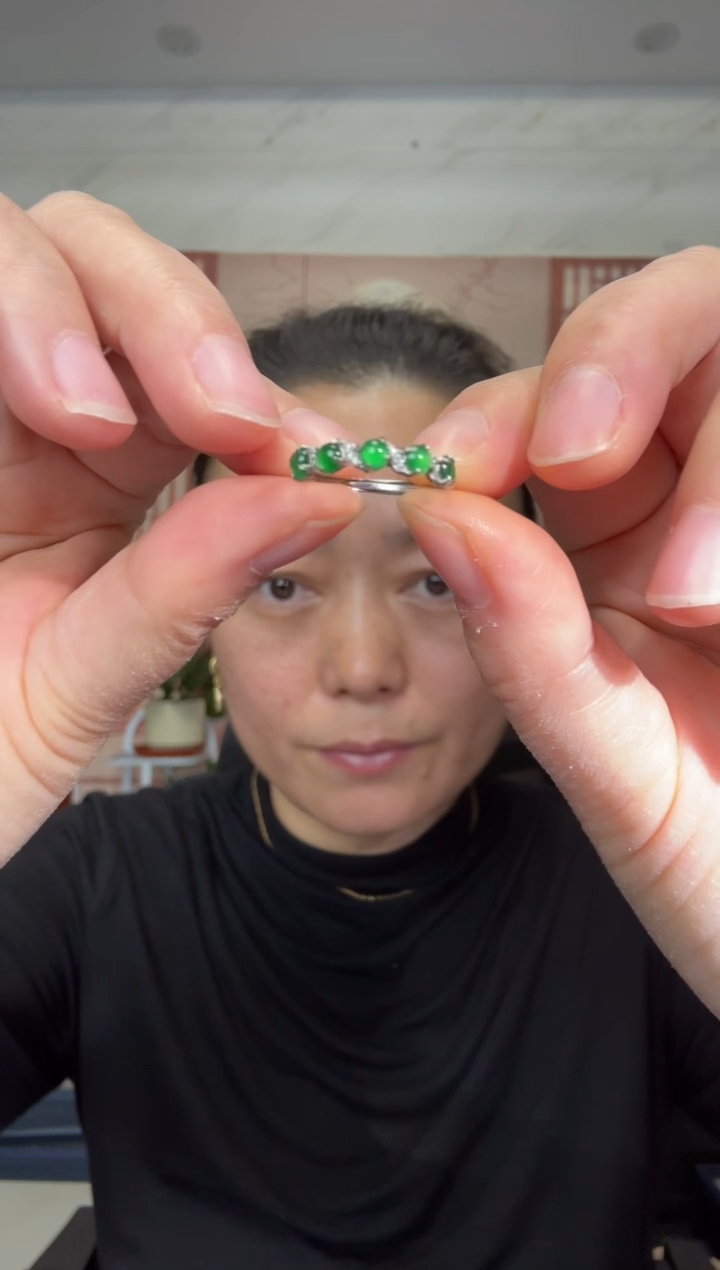 颈饰银S925镶嵌翡翠00002789