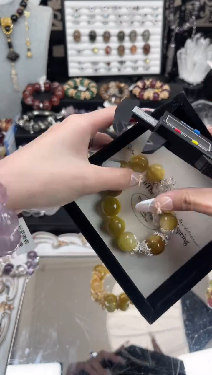 【闪购商品】水晶手链未镶嵌天然水晶 多样性发货