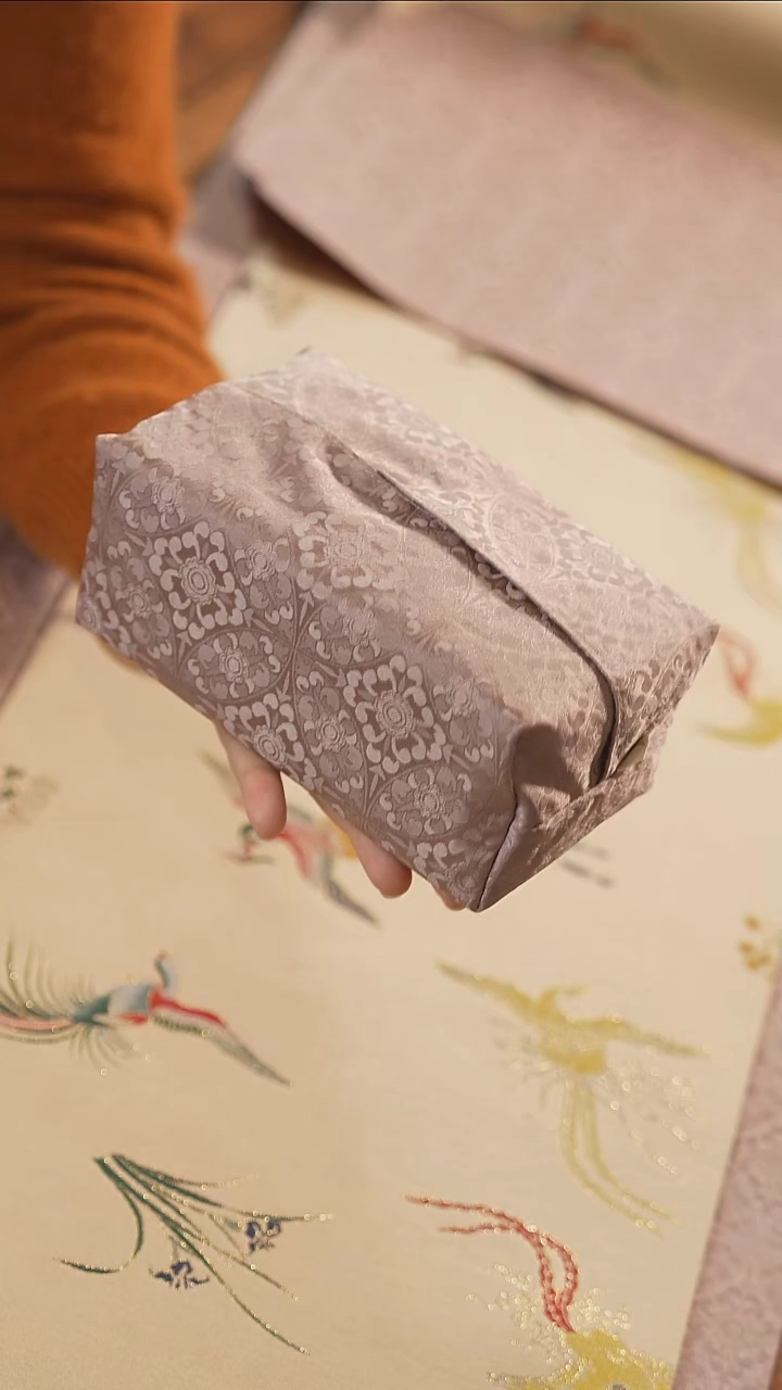 【闪购商品】纸巾盒············