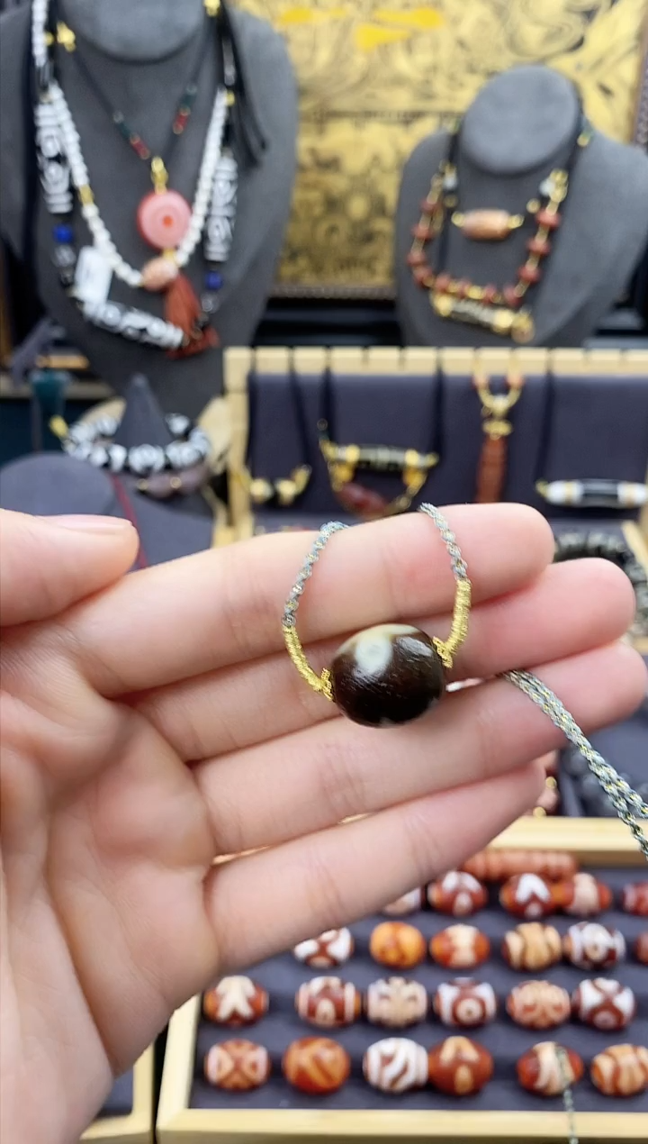 【闪购商品】玛瑙/玉髓颈饰未镶嵌美泓牙黄五闪锁骨链