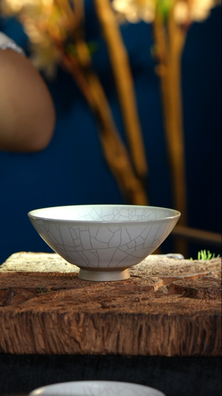 【闪购商品】【1445】亚光白釉开片斗笠茶盏