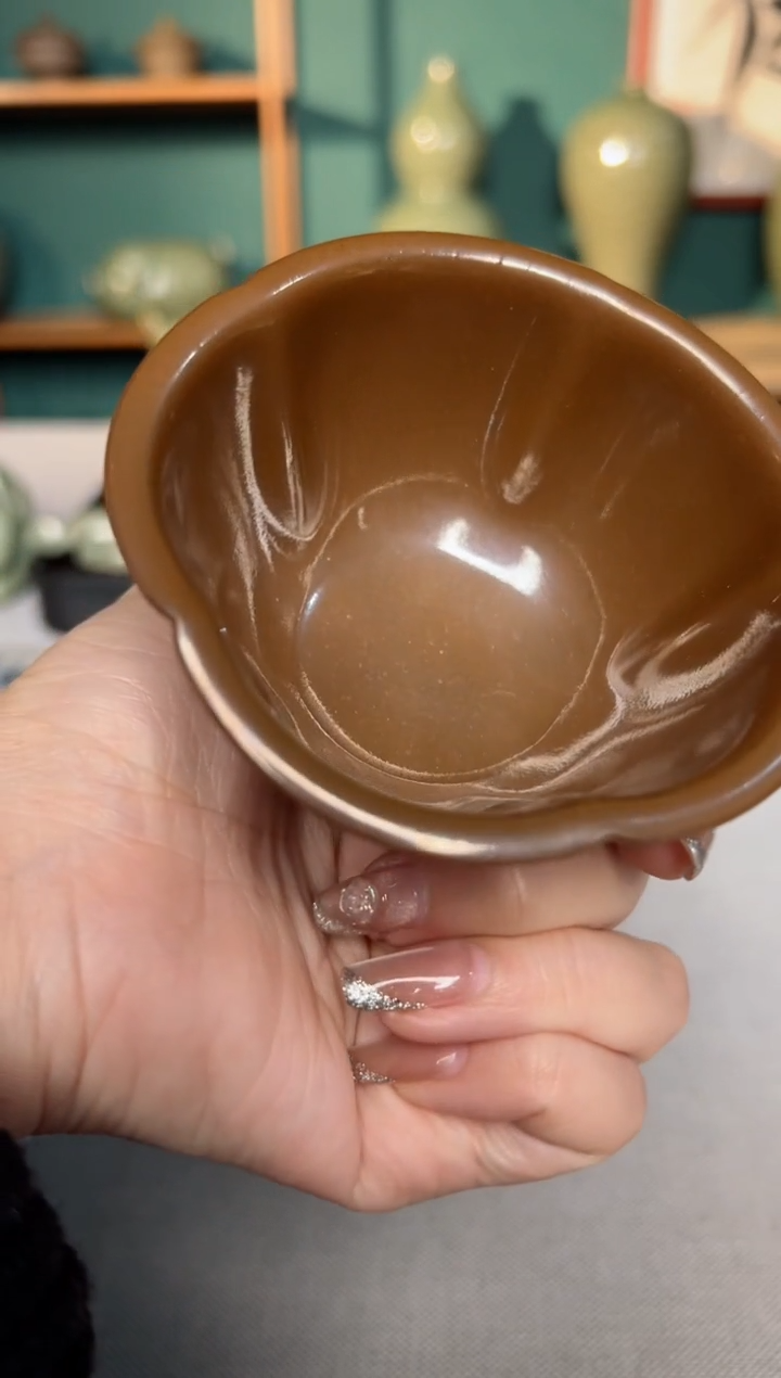 【闪购商品】其他纯手工紫金釉葵口出筋花口杯