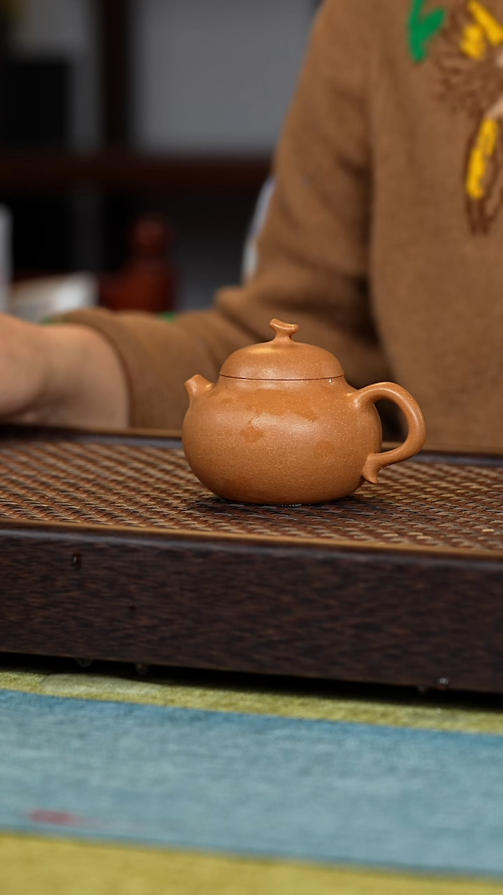 【闪购商品】紫砂茶壶茄瓜130毫升