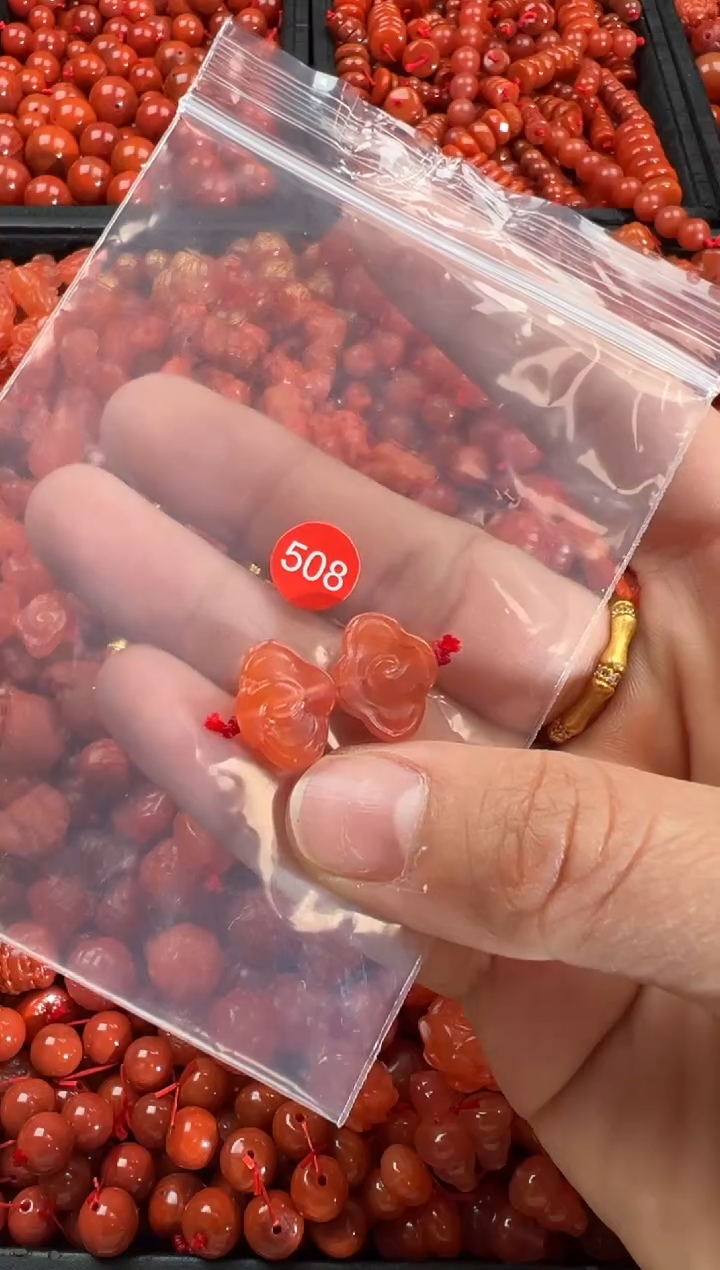 【闪购商品】南红玛瑙颈饰未镶嵌12