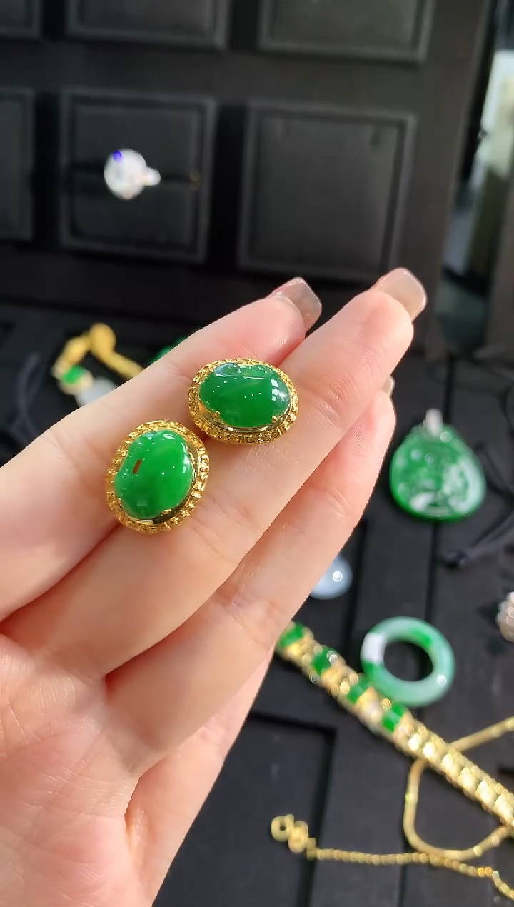 【闪购商品】翡翠耳饰18K金镶嵌耳饰