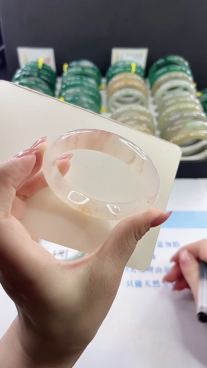 未镶嵌手镯石英质玉多样性发货L42