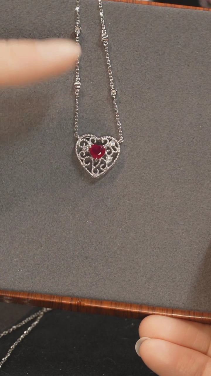 【闪购商品】红宝石套链18K金镶嵌