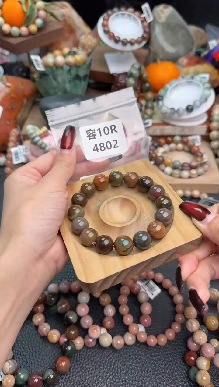 【闪购商品】石英质玉手链未镶嵌10R4802