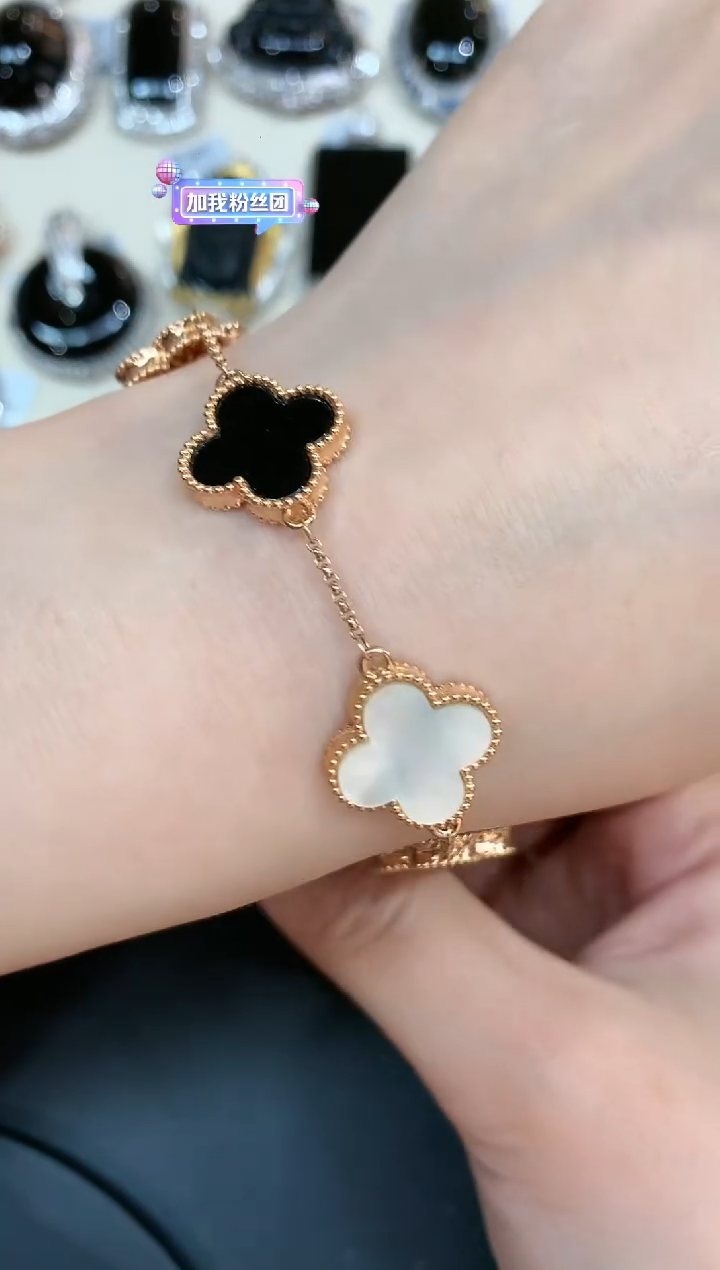 【闪购商品】翡翠吊坠(不含链)18K金镶嵌A659|2980