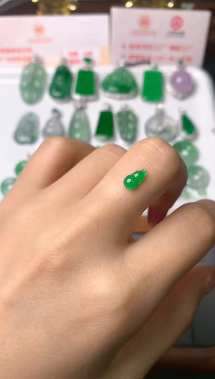 【闪购商品】定制翡翠未镶嵌裸石（镶嵌定制）