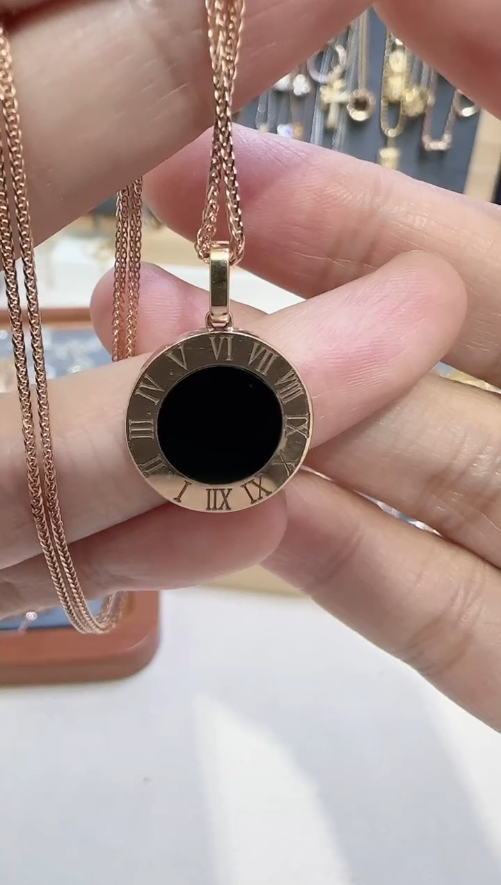 【闪购商品】玛瑙/玉髓吊坠(不含链)18K金镶嵌多样性发货发其一