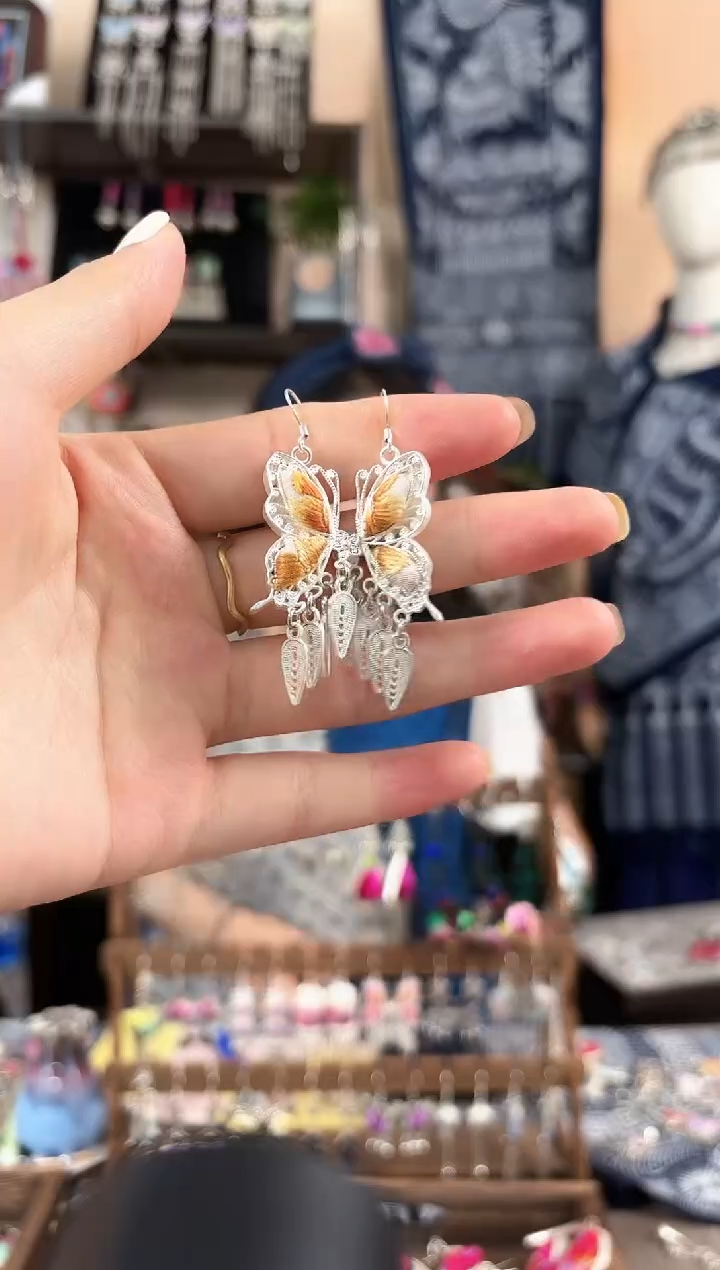 织绣民族风非遗老绣饰品505