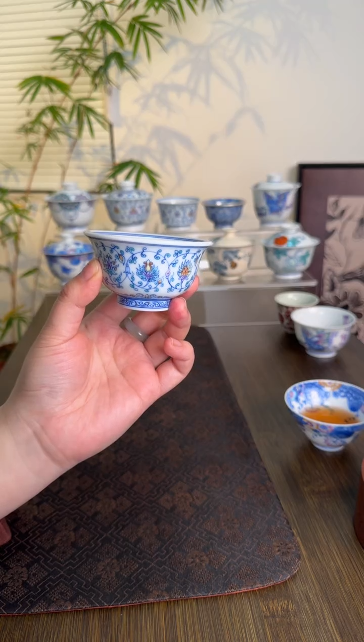 【闪购商品】景德镇斗彩手绘茶杯