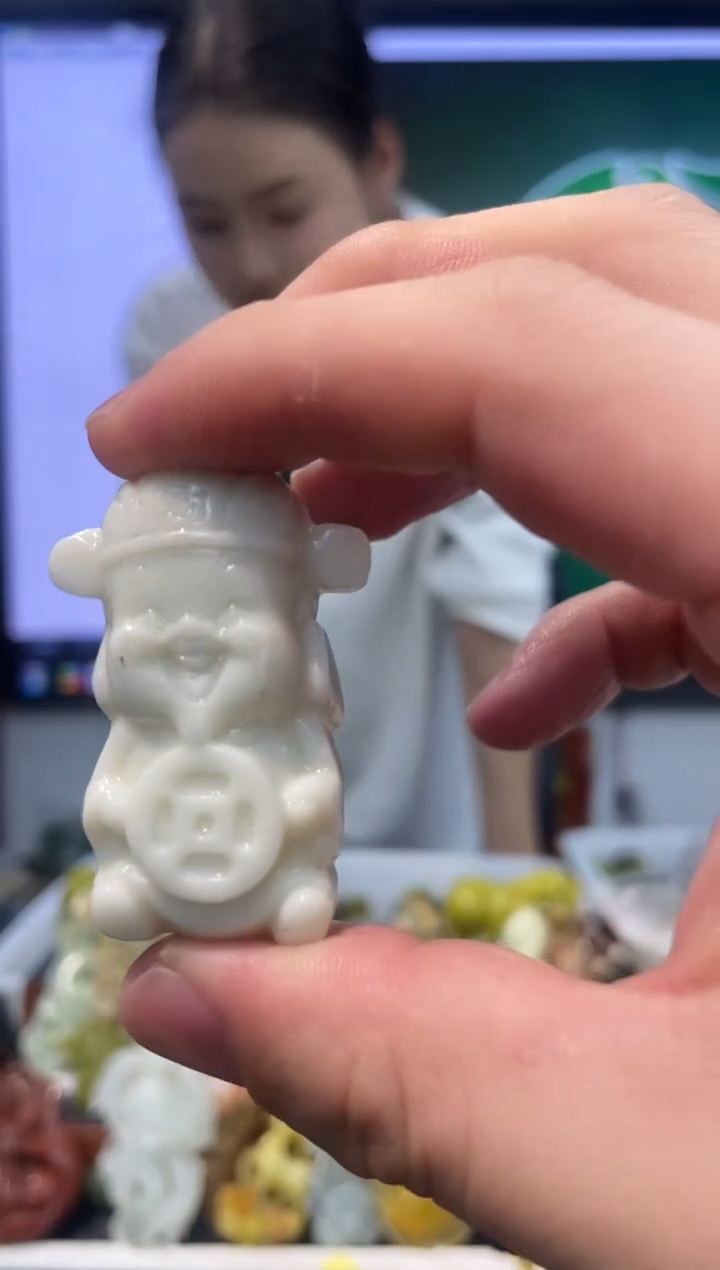 【闪购商品】岫玉吊坠未镶嵌·多样性发货*拍一发一