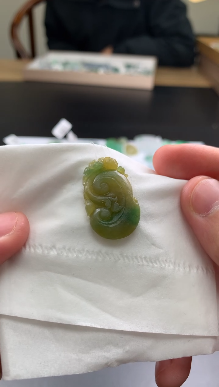 【闪购商品】定制翡翠未镶嵌翡翠