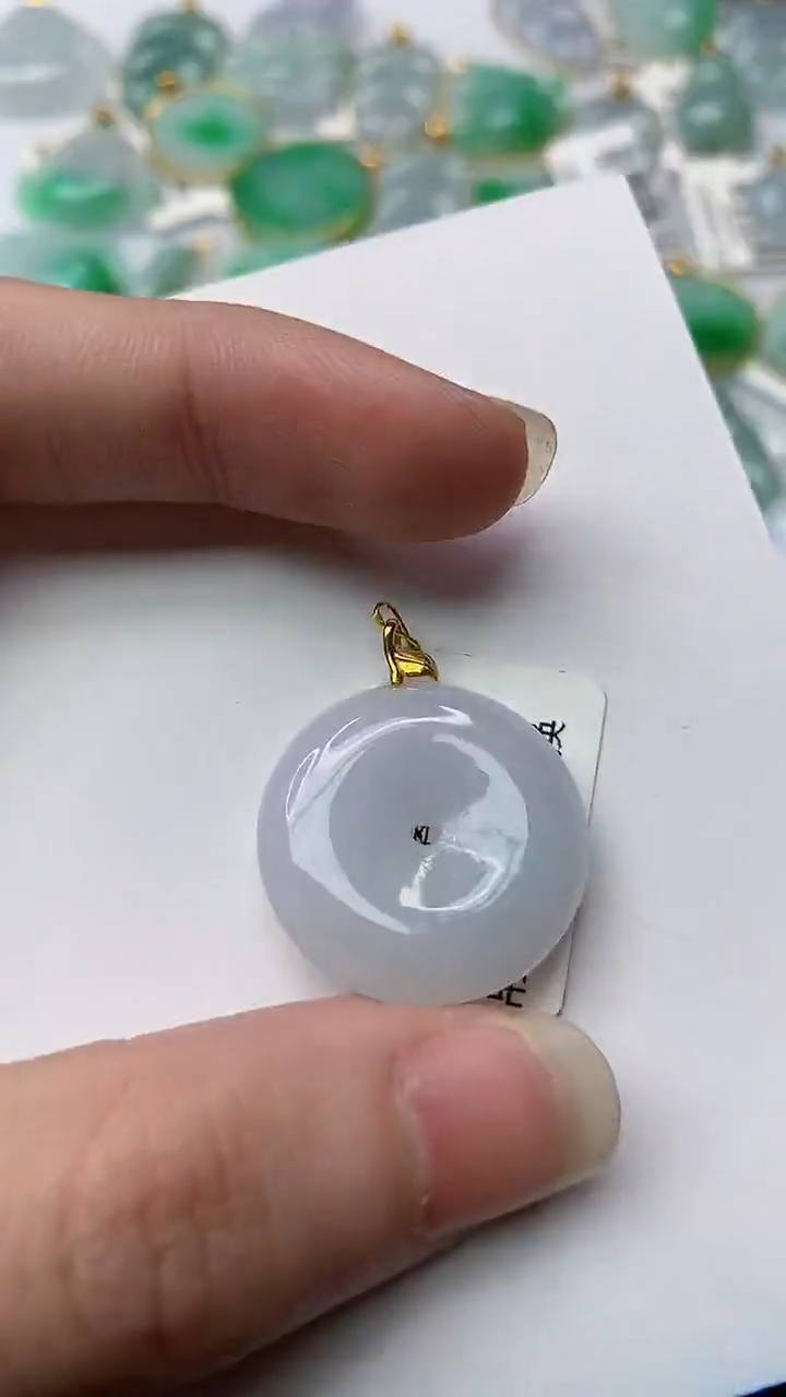 【闪购商品】翡翠颈饰18K金镶嵌32.......