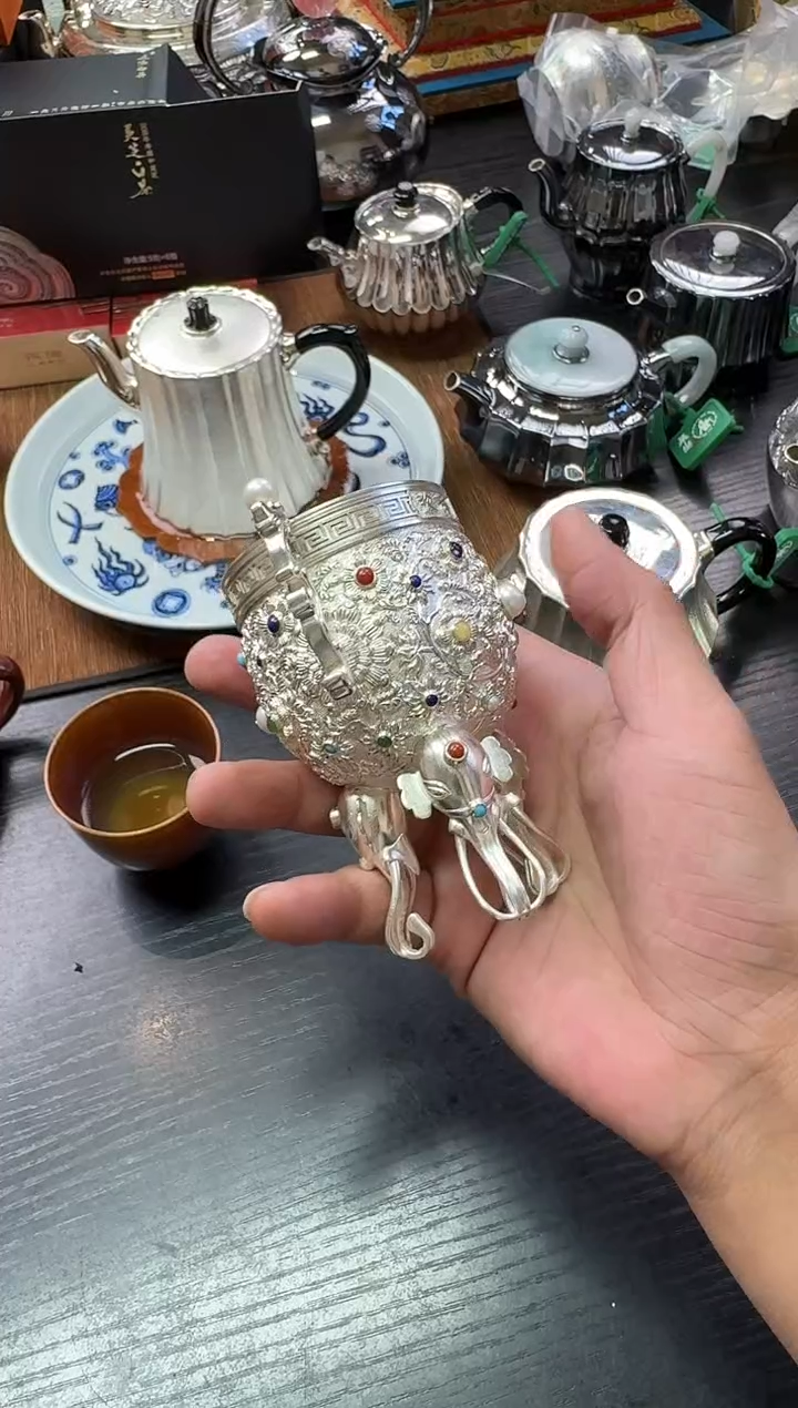 *寸发标手作雪花银錾刻嵌百宝金瓯永固杯