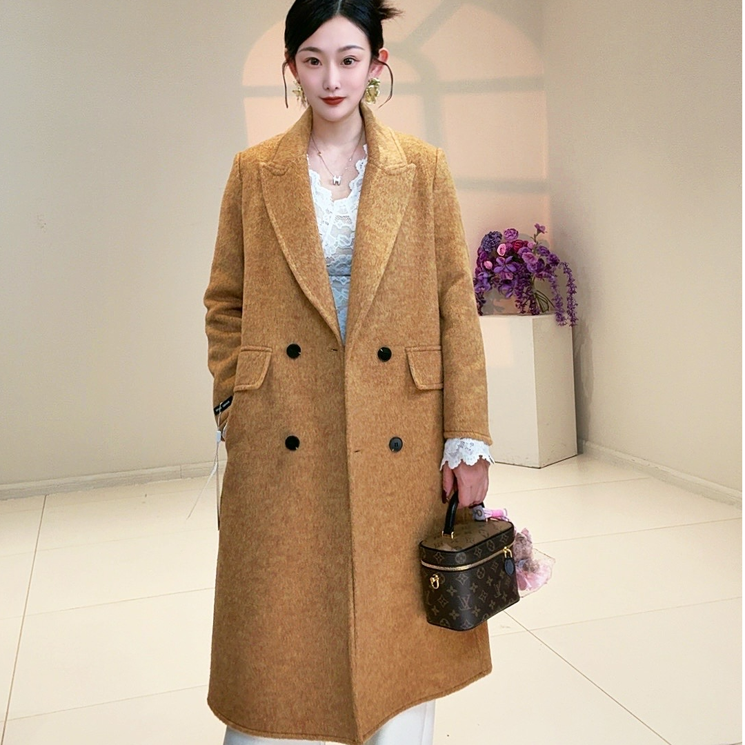 秋季上新女士秋冬款四粒扣高级长毛双面呢长款加厚外套加长大衣