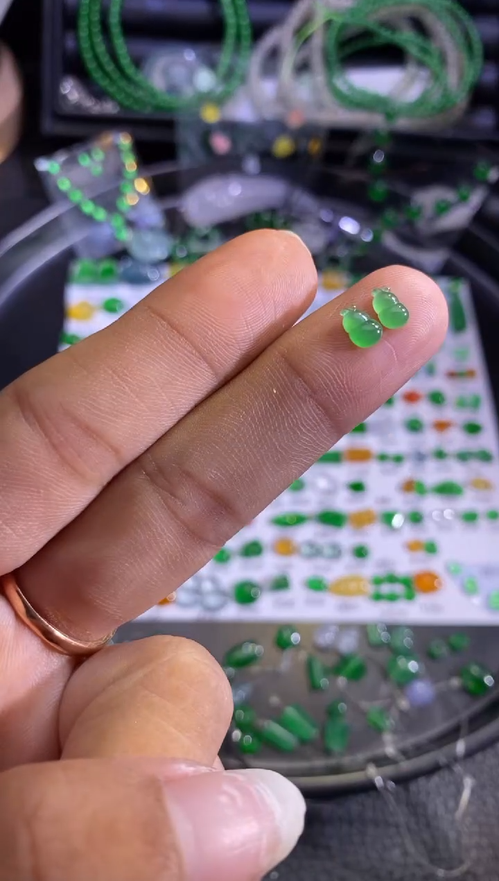 未镶嵌挂件翡翠葫芦