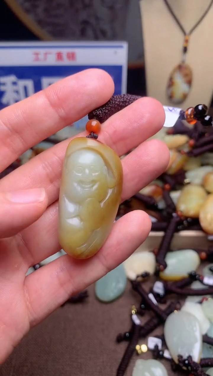 【闪购商品】和田玉颈饰未镶嵌1