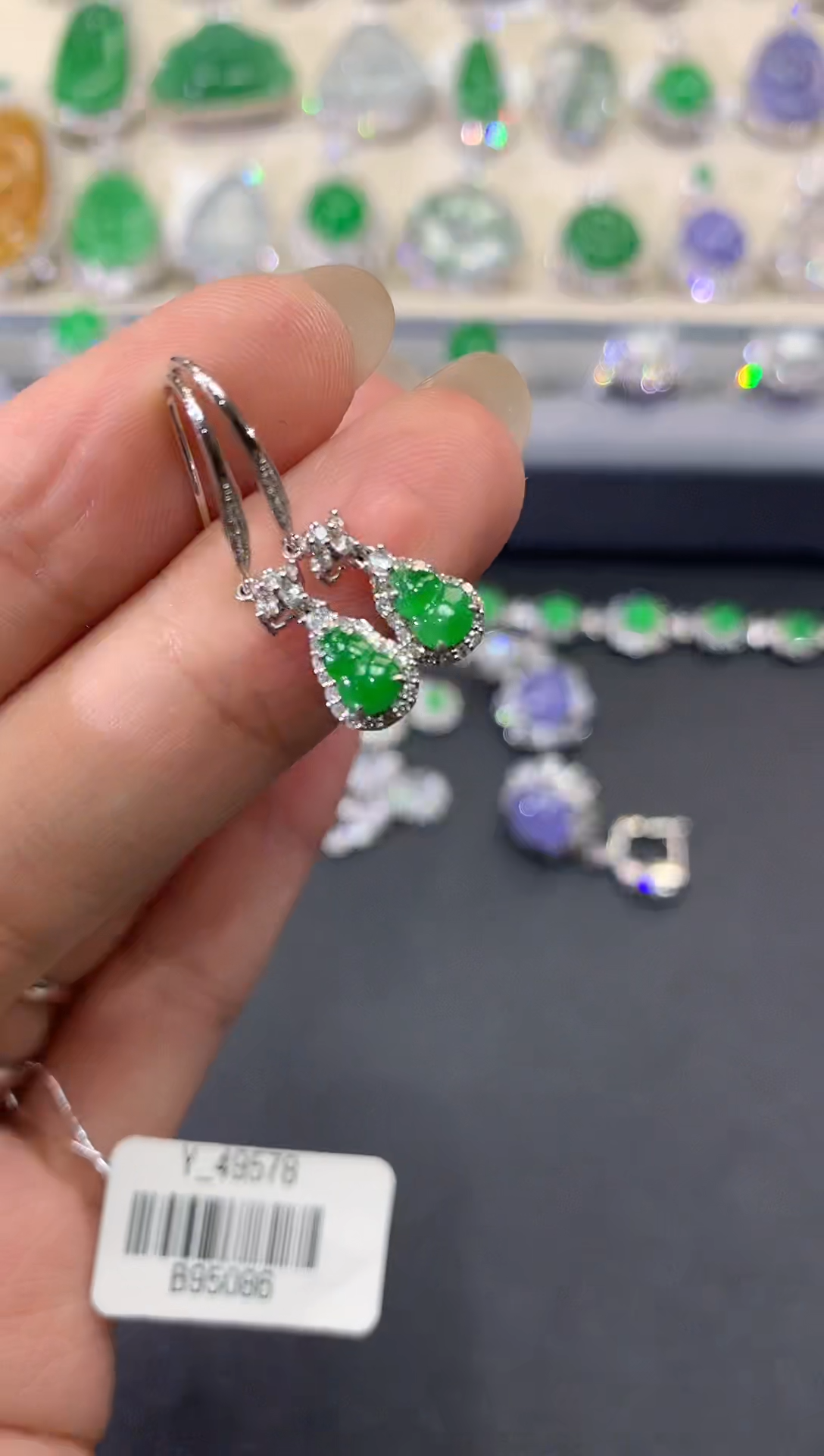 【闪购商品】翡翠耳饰18K金镶嵌a163        