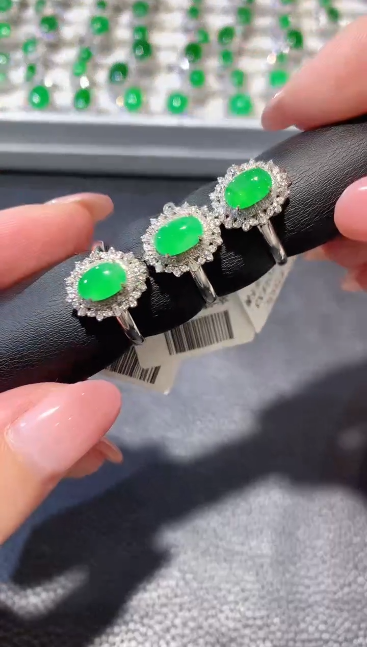 【闪购商品】翡翠戒指18K金镶嵌A22 多样性发货一件