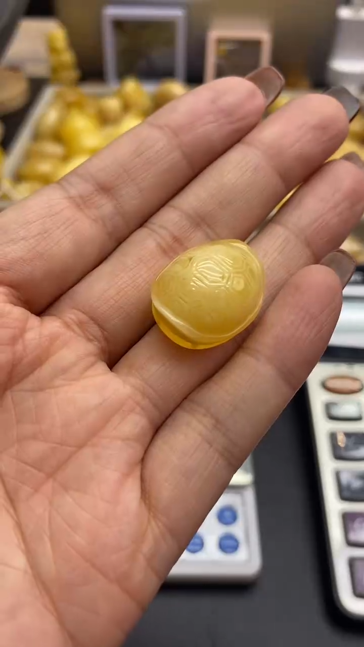 琥珀未镶嵌珠宝奇石2665