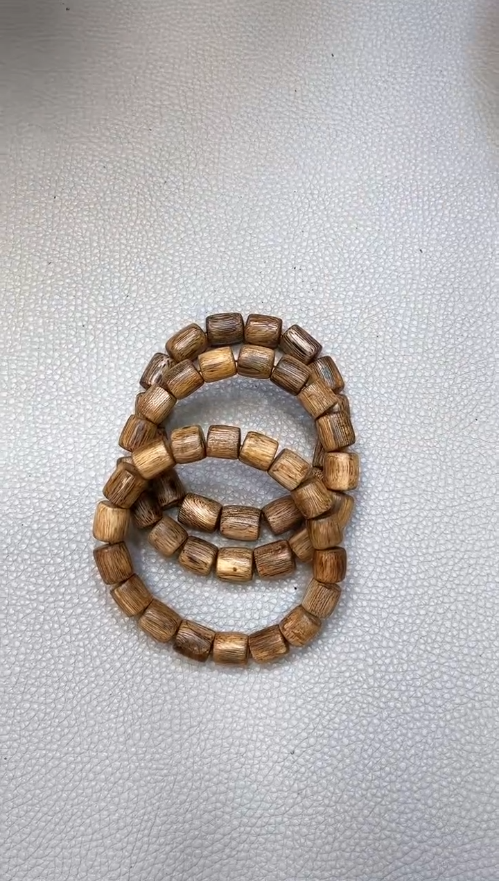 【闪购商品】沉香手串棋楠红金猊约1.1+随型单圈多样性发其一