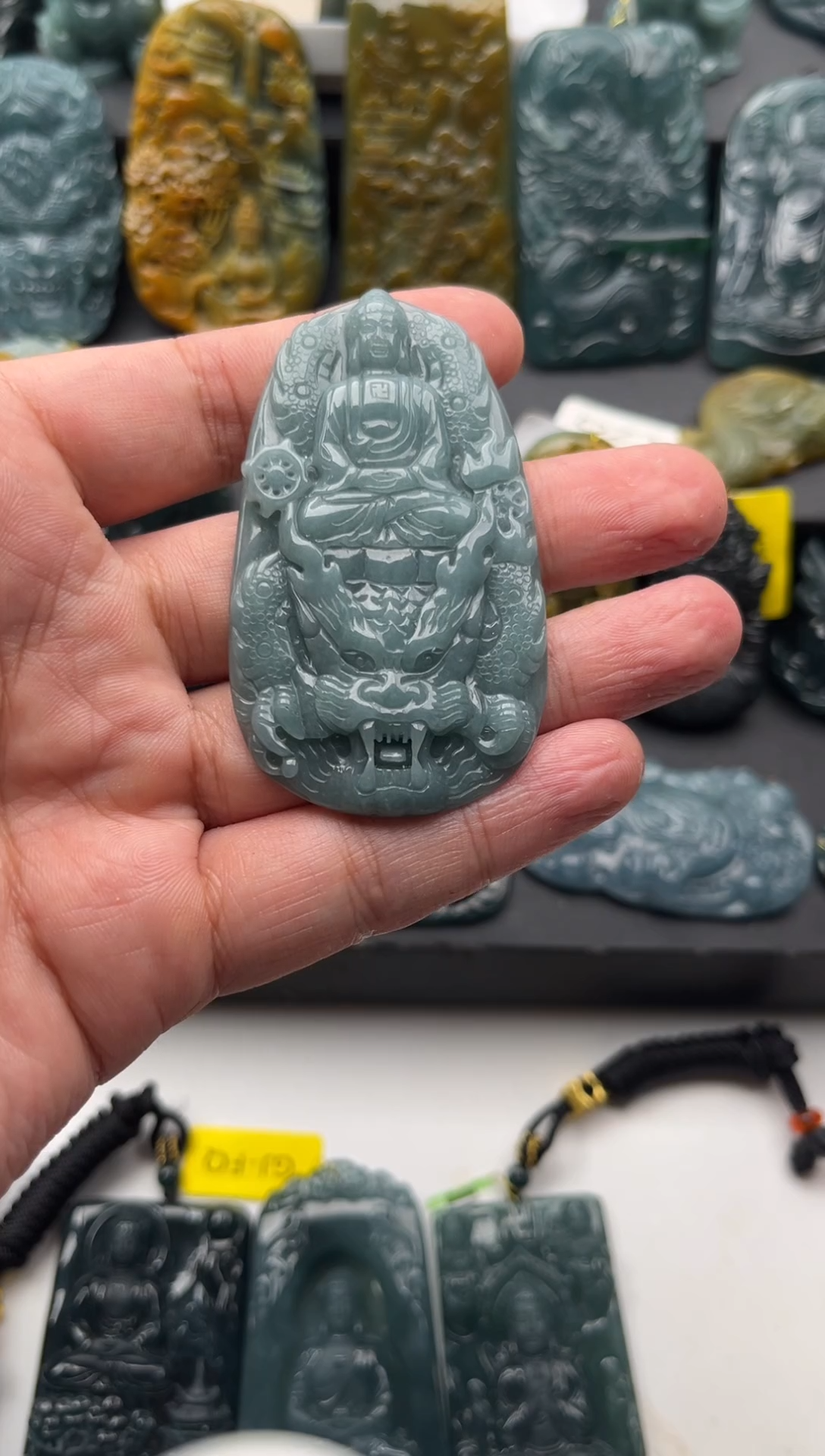 颈饰未镶嵌翡翠大日