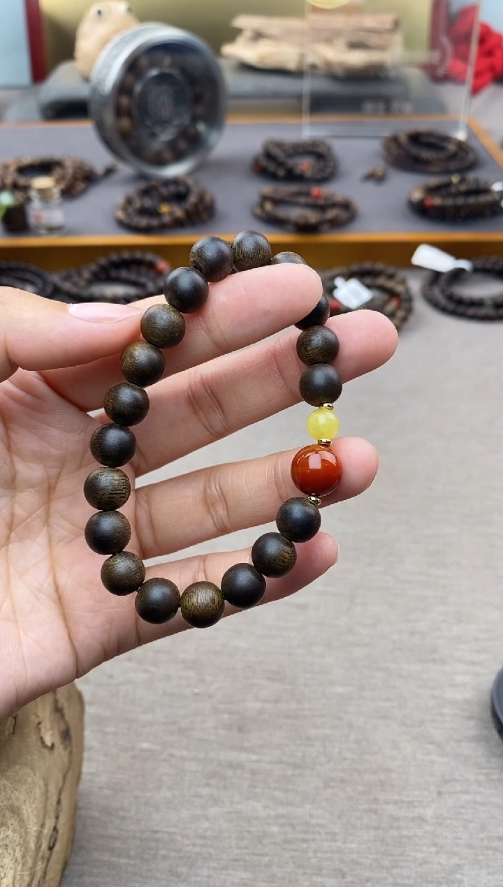 【闪购商品】沉香手串越南顺化玉化紫棋楠08 沉水单圈+配饰