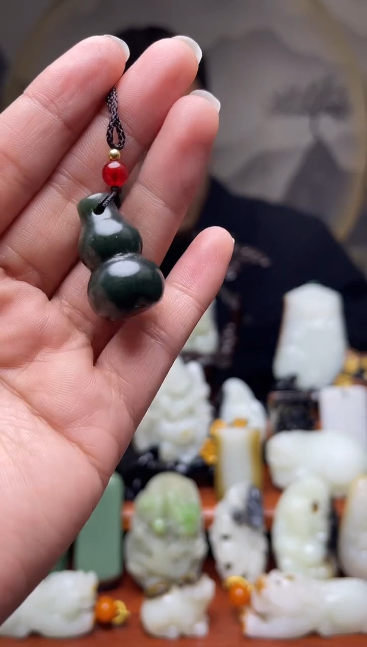 【闪购商品】和田玉吊坠未镶嵌107