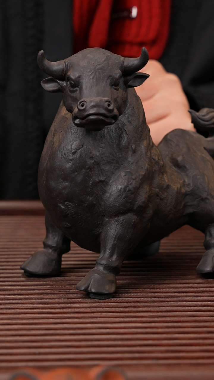 【闪购商品】紫砂茶宠牛气冲天