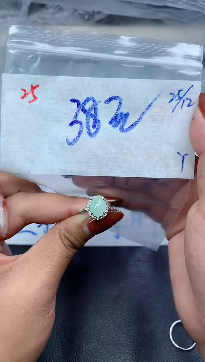 未镶嵌定制翡翠35毛货需精细抛光挂件多样性拍一发一