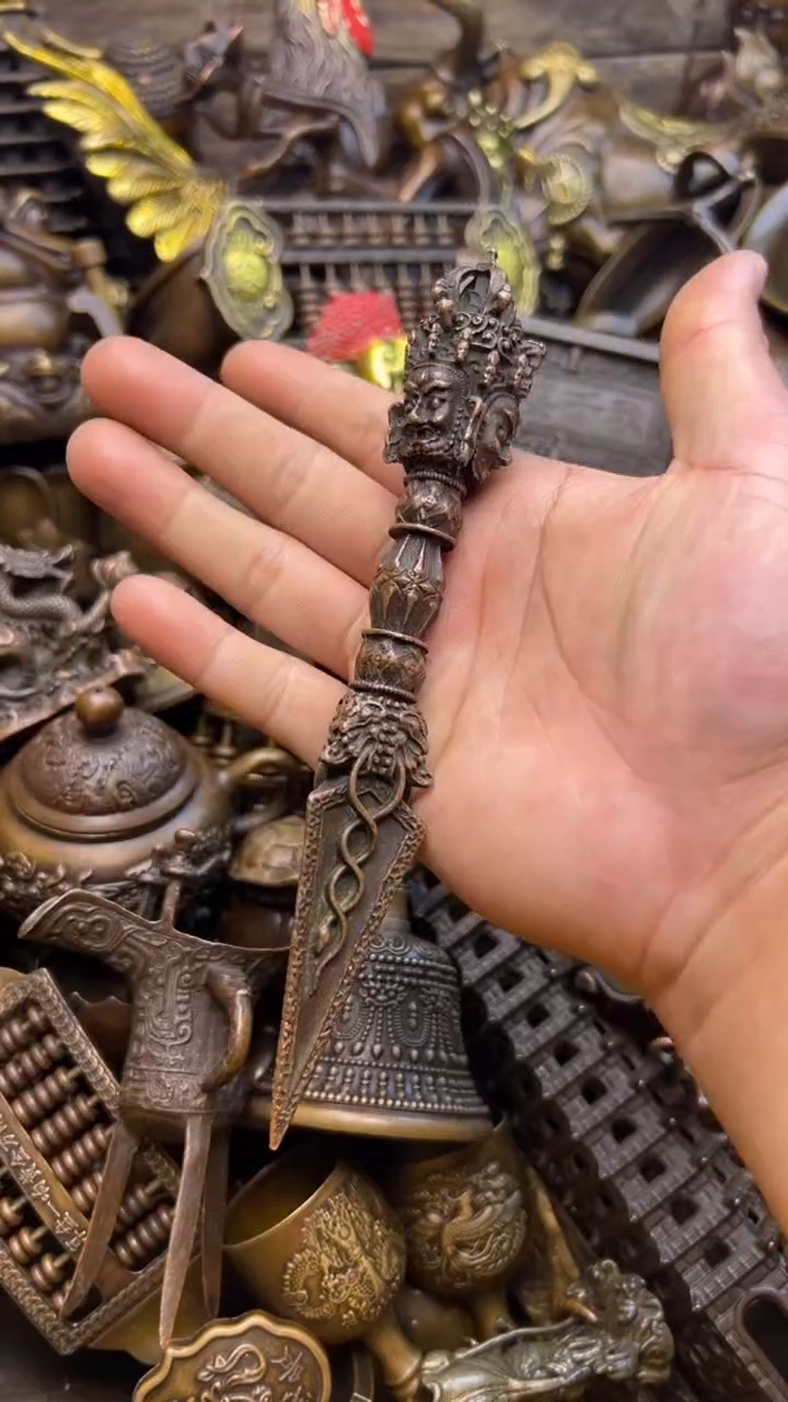 精美铜器，点击下单