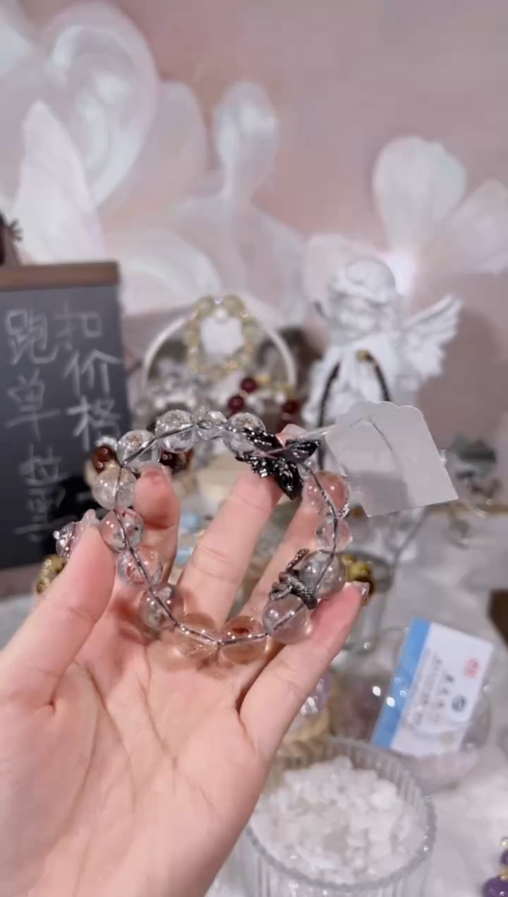 【闪购商品】水晶手链未镶嵌天然水晶默认微瑕 多样性发货发其一