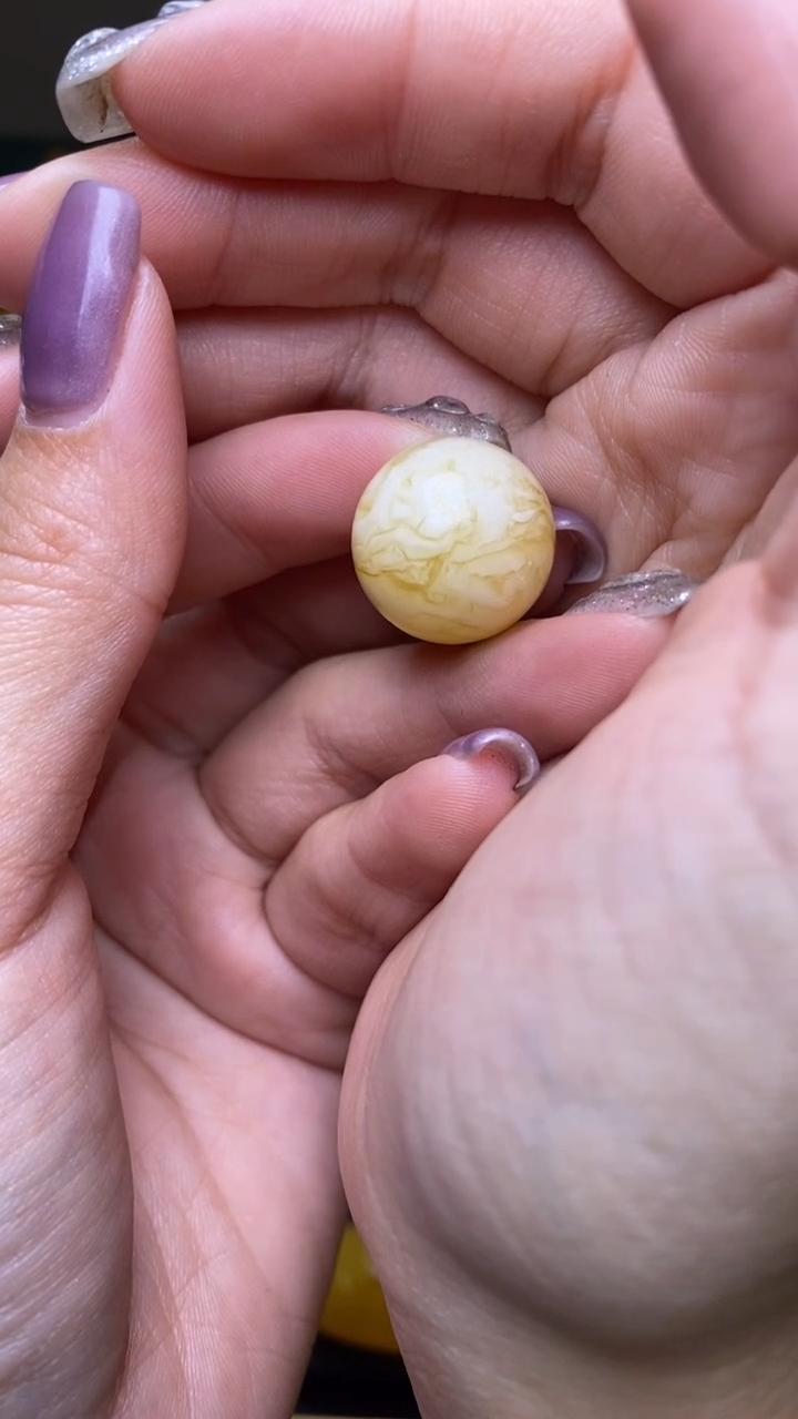 【闪购商品】琥珀裸石未镶嵌葵. 26