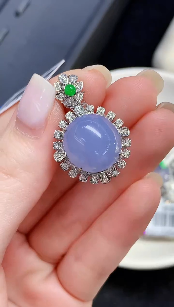 吊坠(不含链)18K金镶嵌翡翠L2161多样性发其一