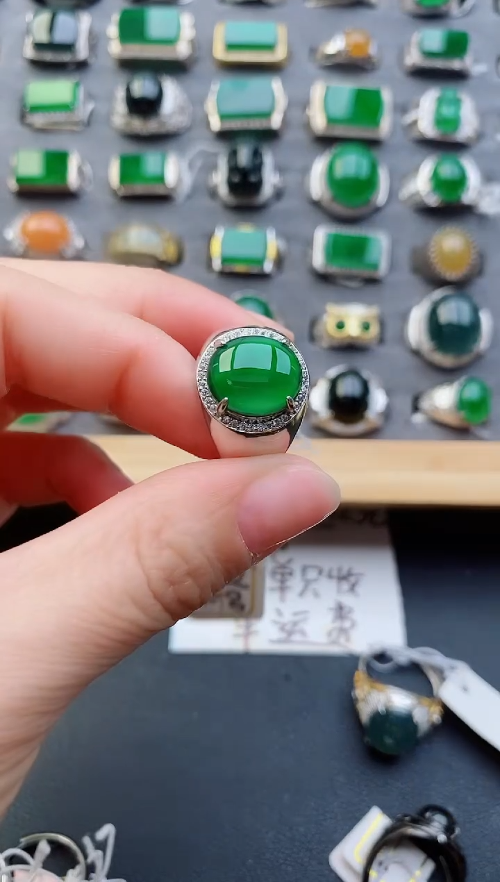 【闪购商品】翡翠戒指银S925镶嵌32132