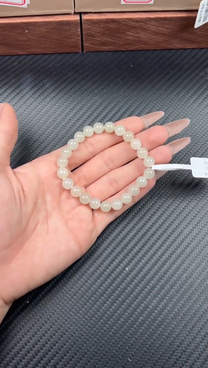 未镶嵌手串和田玉于田微色差卡8