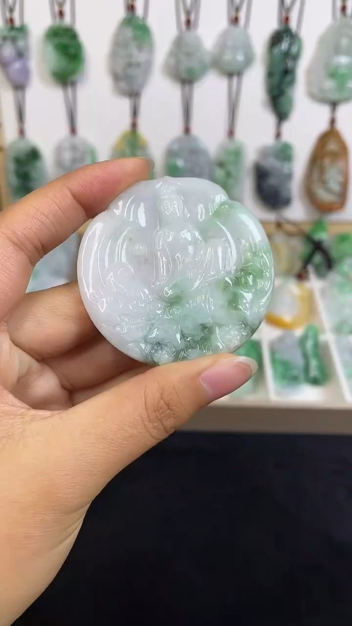 颈饰未镶嵌翡翠1